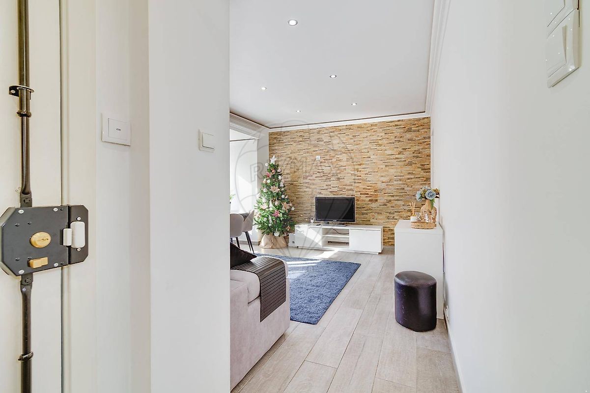 Apartamento T3 à venda em Odivelas