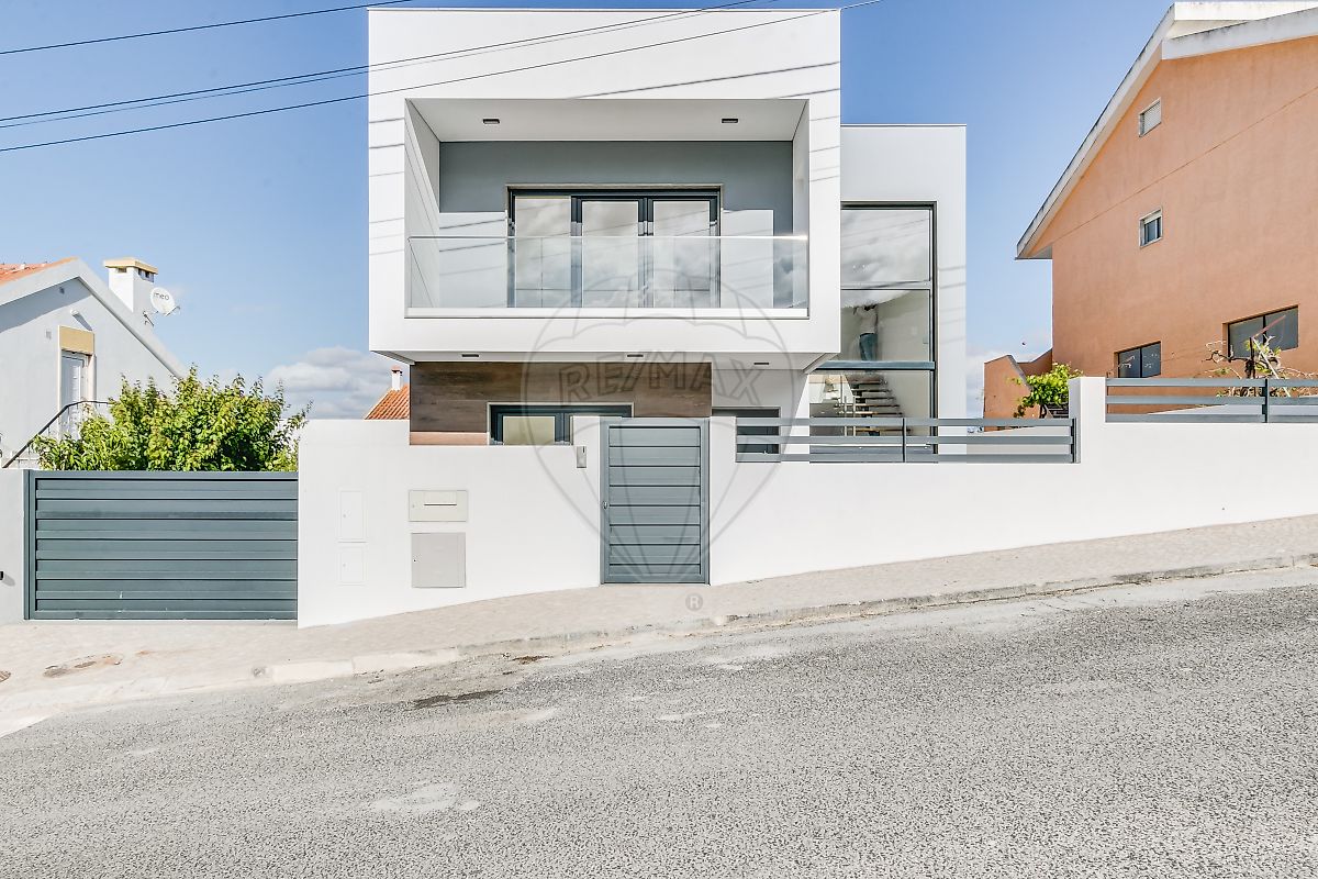 Moradia T4 à venda em Vila Franca de Xira