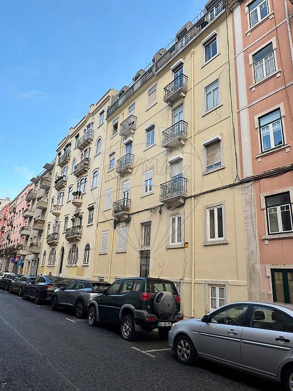 Apartamento T5 à venda em Lisboa