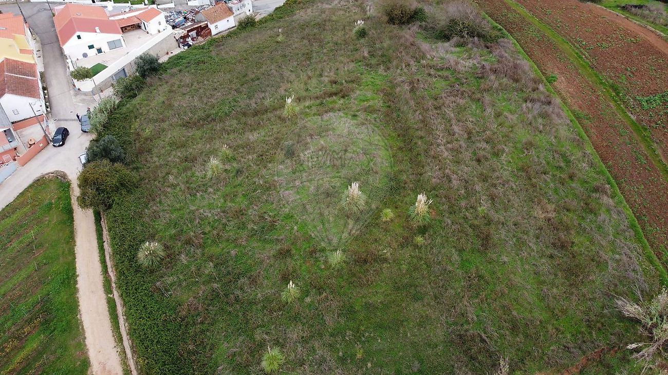 Terreno à venda em Cadaval