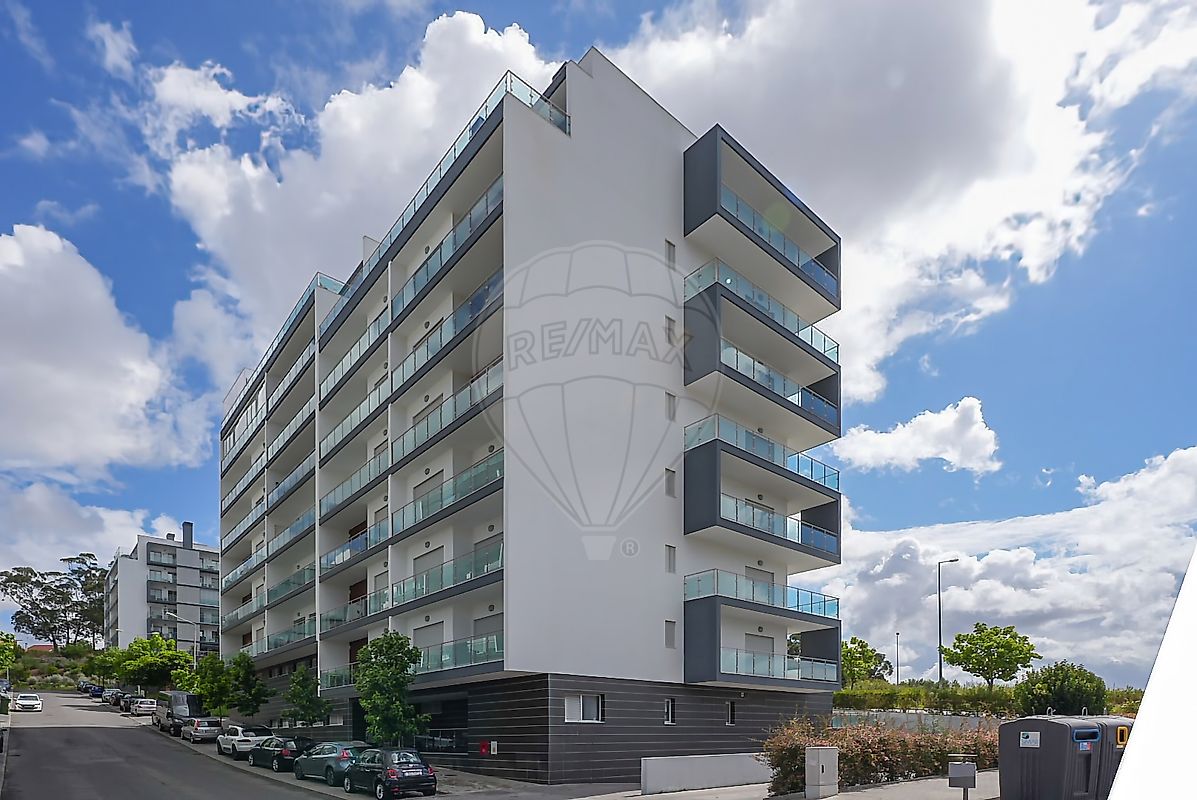 Apartamento T2 para arrendar em Odivelas