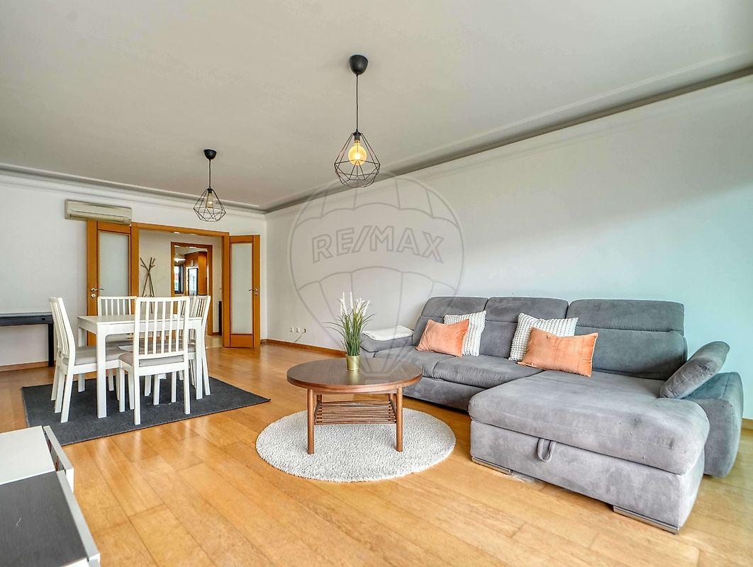 Apartamento T3 em Carnaxide e Queijas 5