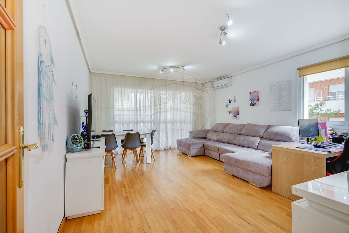 Apartamento - Alhos Vedros, Moita, Setúbal