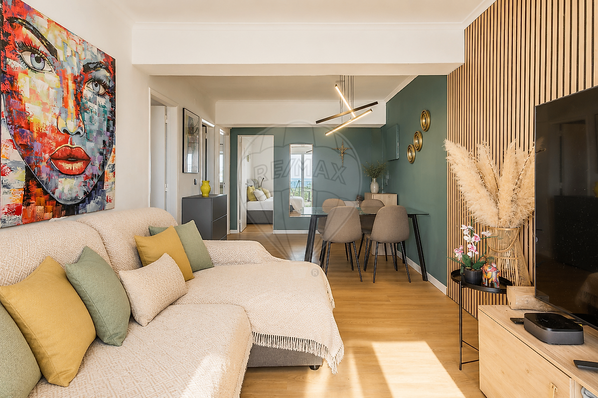 Apartamento T2 à venda em Almada