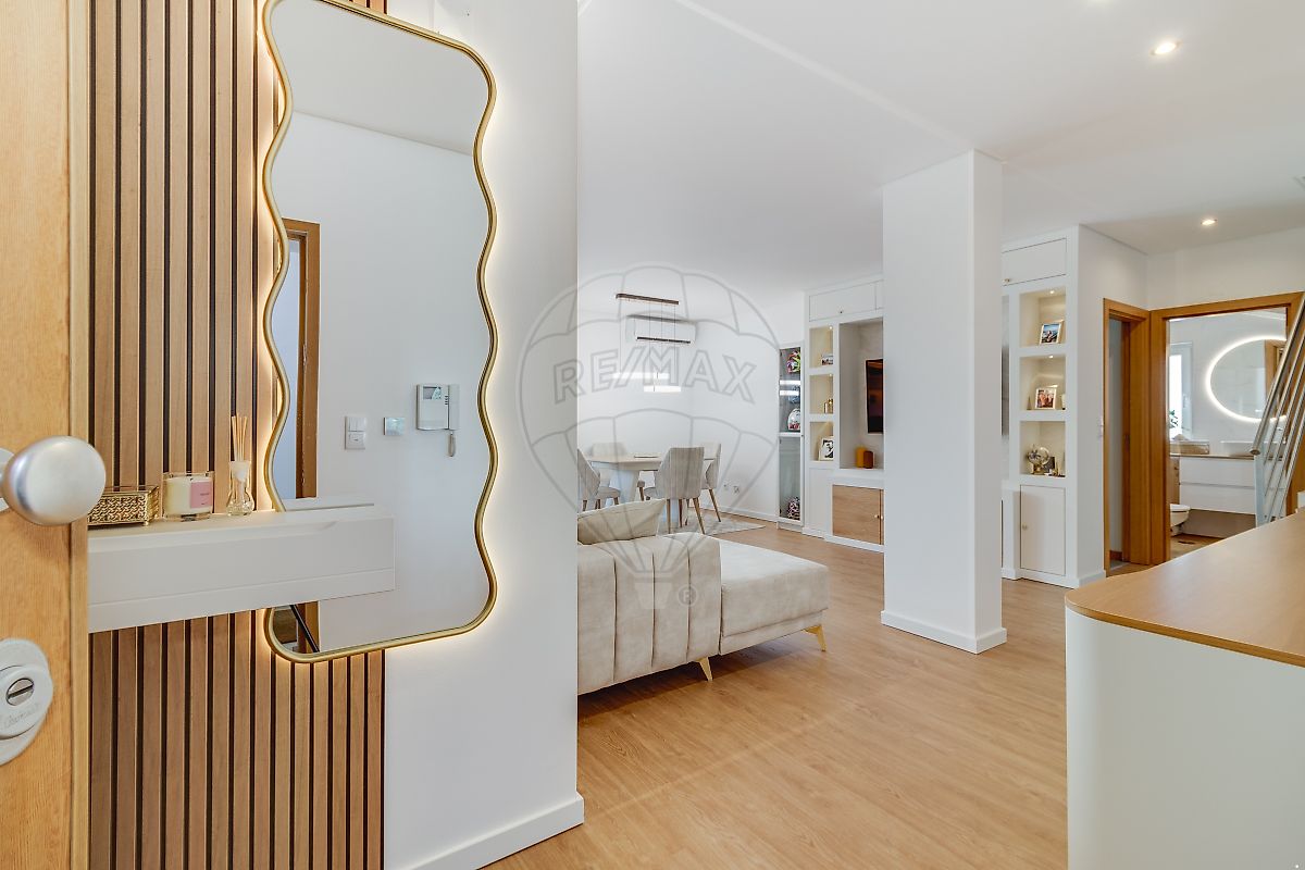 Apartamento - Camarate, Unhos e Apelação, Loures, Lisboa