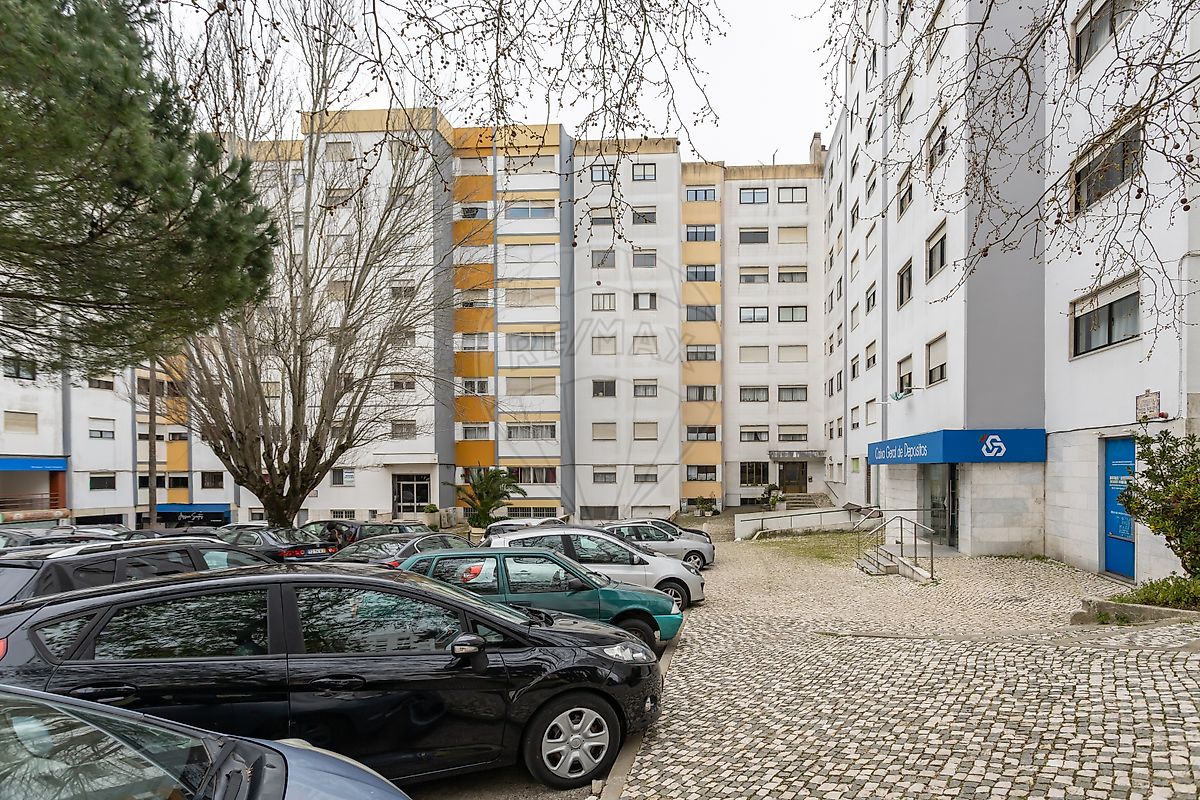 Apartamento T3 à venda em Sintra
