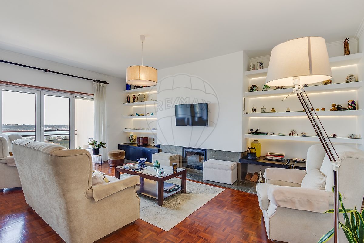 Apartamento T5 à venda em Lisboa