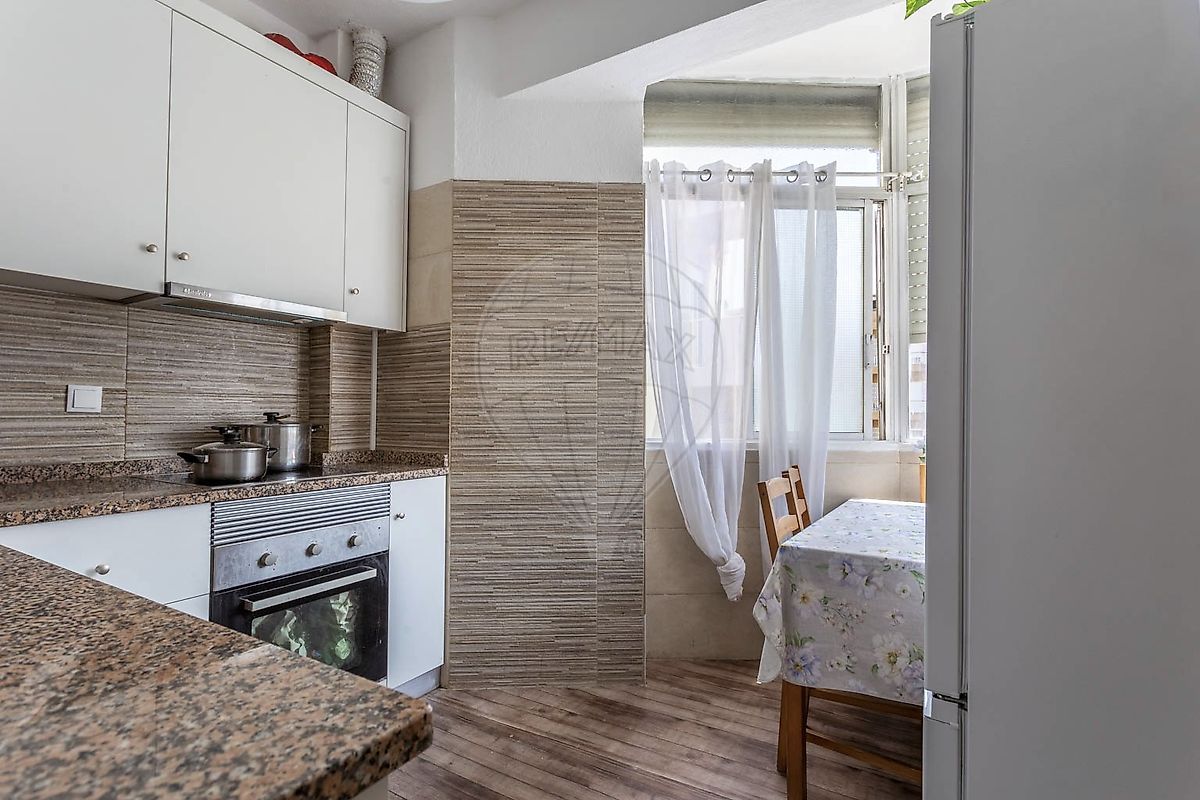 Apartamento - Póvoa de Santo Adrião e Olival Basto, Odivelas, Lisboa