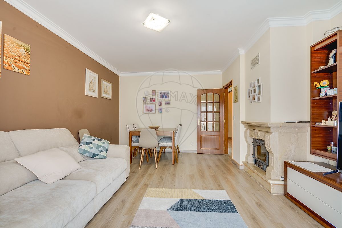 Apartamento T2 à venda em Sintra