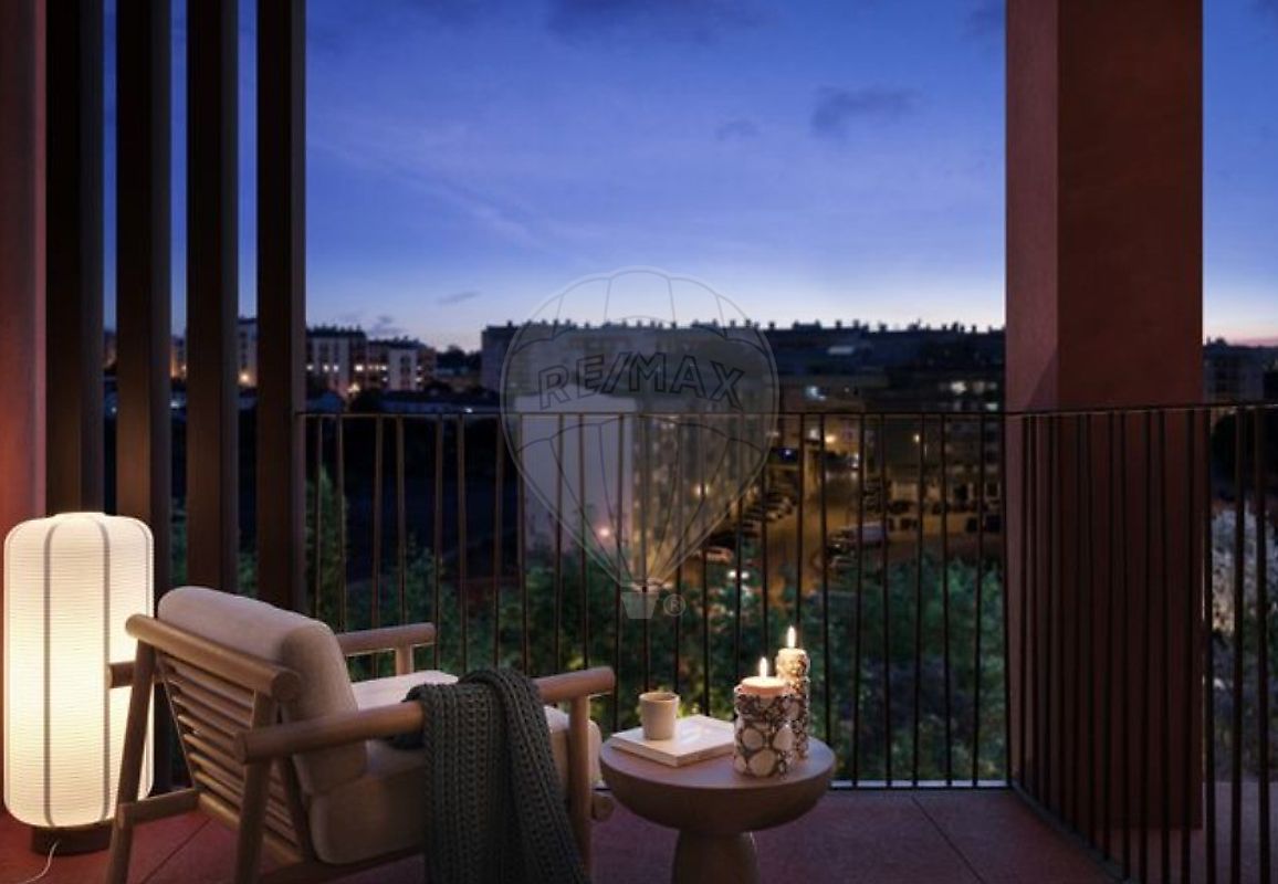 Apartamento T2 à venda em Almada