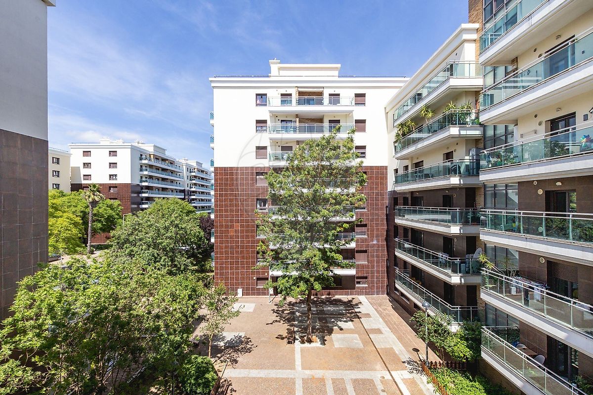Apartamento T3 à venda em Loures