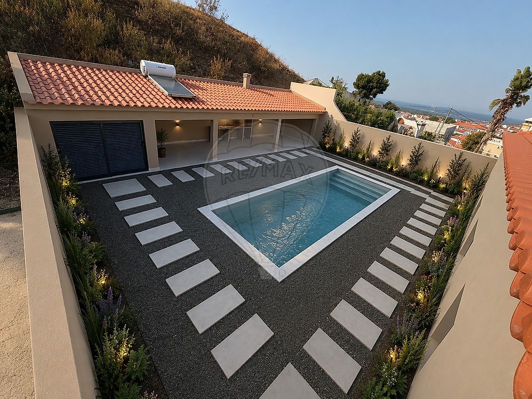 Apartamento T5 à venda em Ponte de Sor