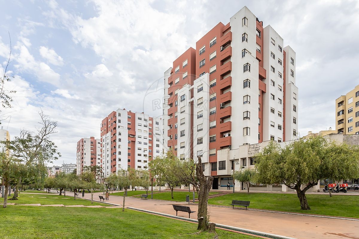Apartamento T3 para arrendar em Lisboa