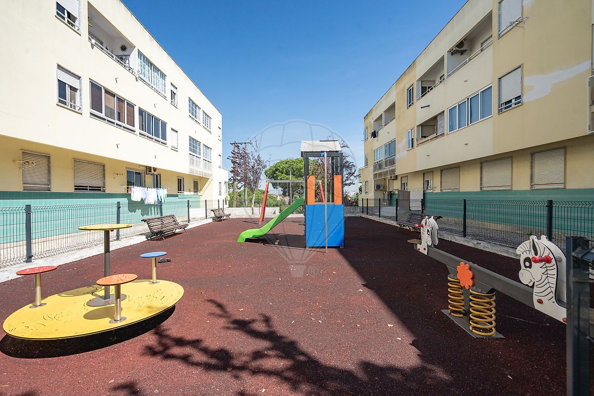Apartamento T4 à venda em Charneca de Caparica e Sobreda, Almada — foto 30