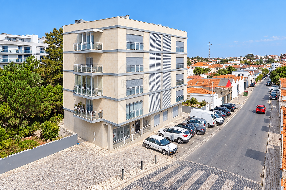 Apartamento T3 à venda em Montijo