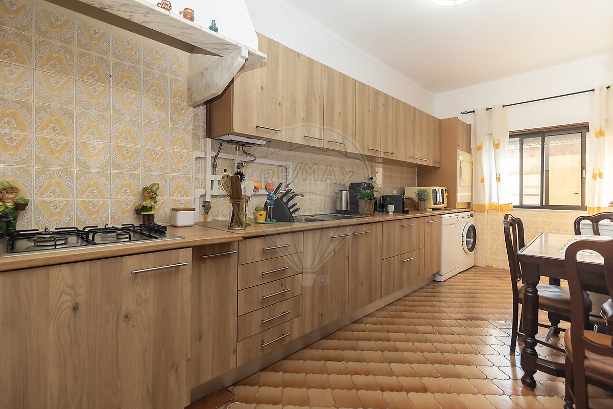 Apartamento T2 à venda em Moita