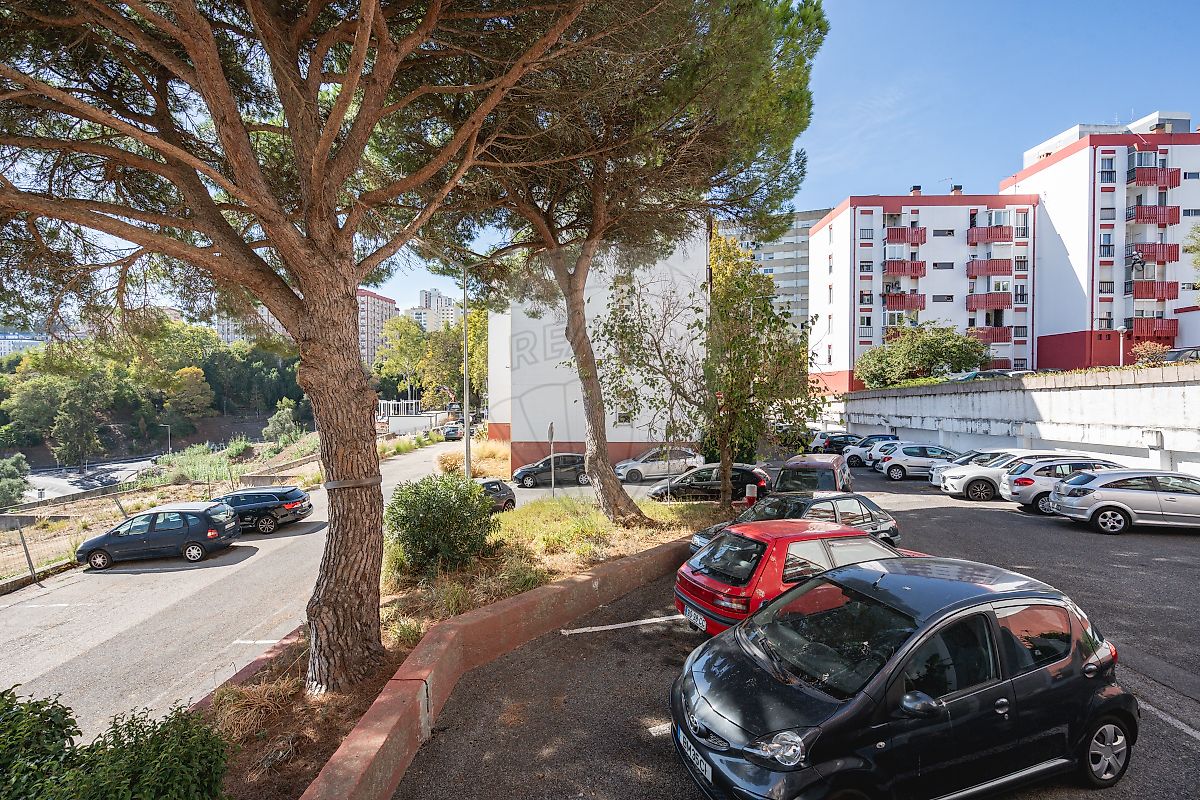 Apartamento T3 à venda em Santo António dos Cavaleiros e Frielas, Loures — foto 17