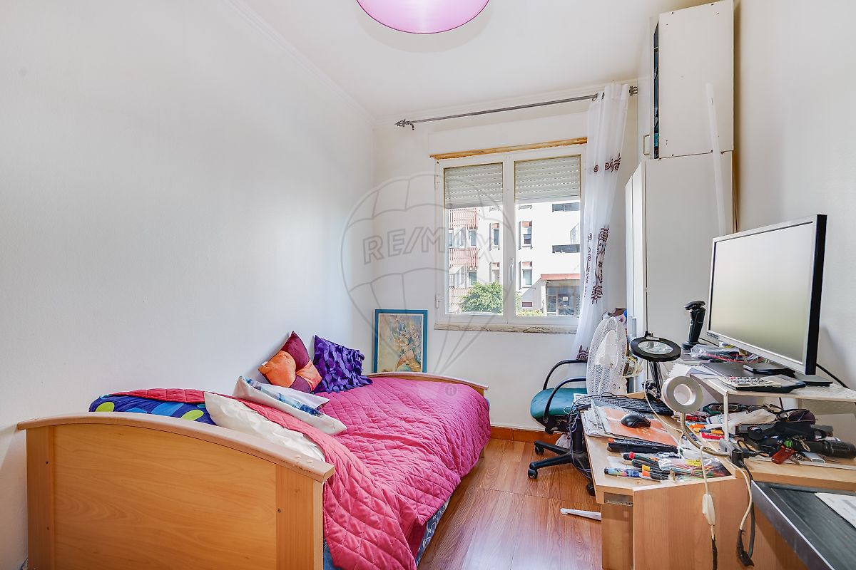 Apartamento T3 à venda em Santo António dos Cavaleiros e Frielas, Loures — foto 11