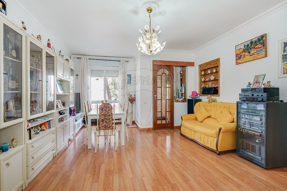 Apartamento T3 à venda em Santo António dos Cavaleiros e Frielas, Loures — foto 5