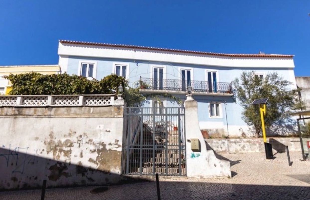 Prédio - Póvoa de Santa Iria e Forte da Casa, Vila Franca de Xira, Lisboa