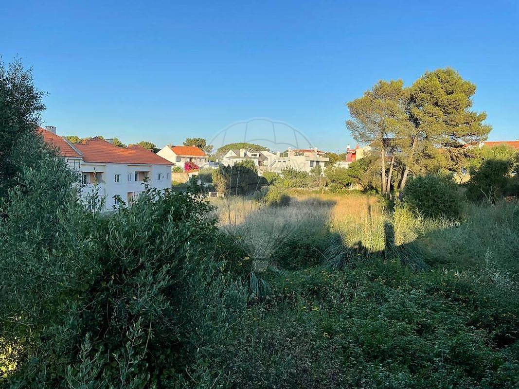 Land for sale in Cascais, Portugal — €3,000,000