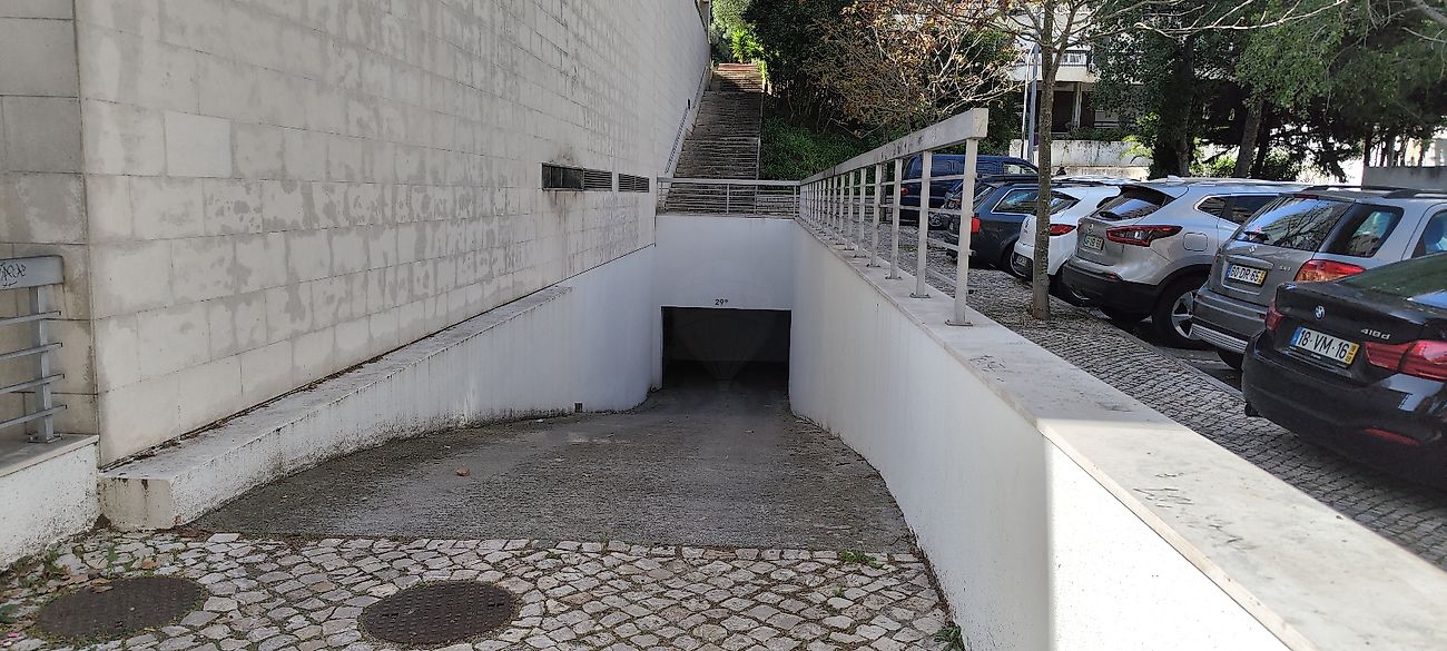 Apartamento T0 em Algés, Linda-a-Velha e Cruz Quebrada-Dafundo 2