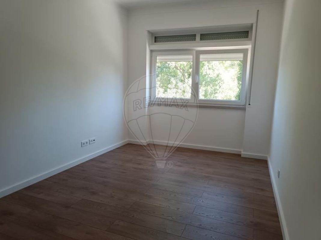 listing 120631147-82 picture-0