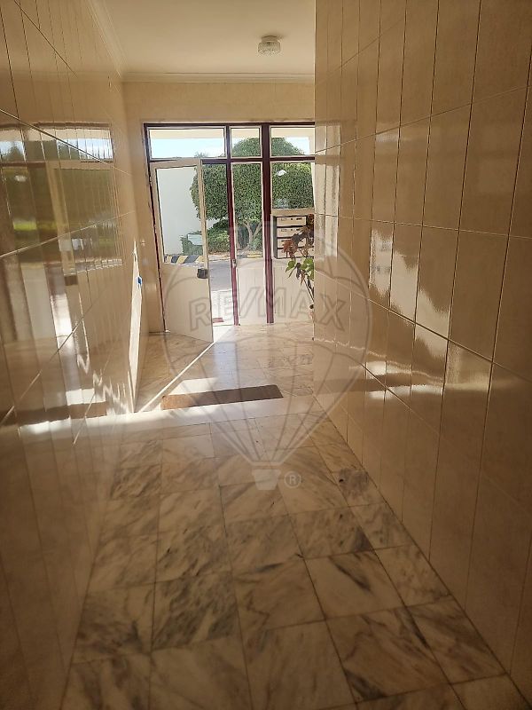 Apartamento T4 para venda