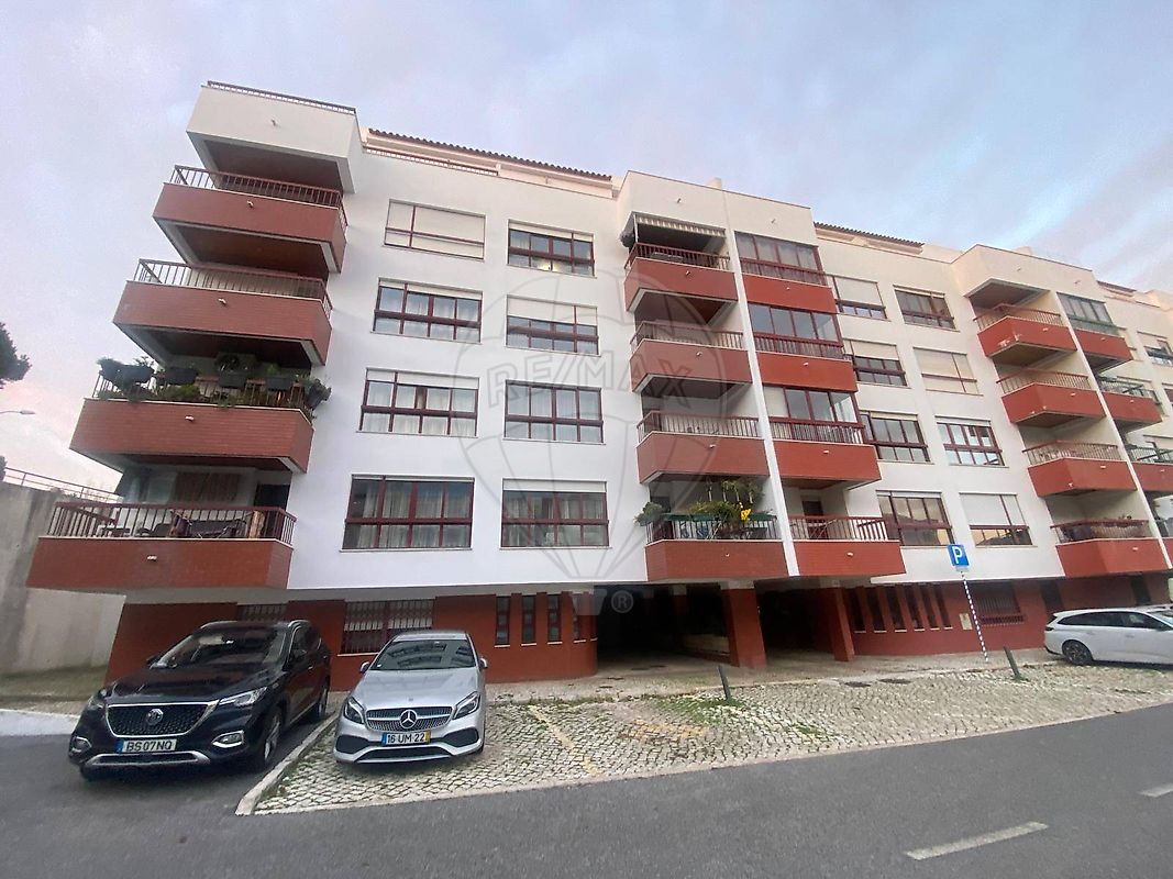 Apartamento T3 à venda em Oeiras