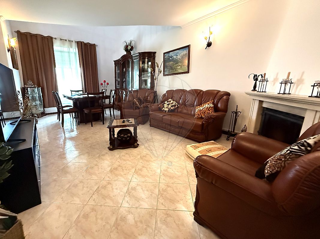 Apartamento T2 à venda em Sintra