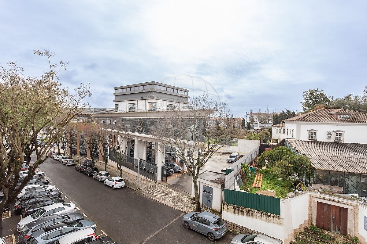 Apartamento T2 à venda em Amadora