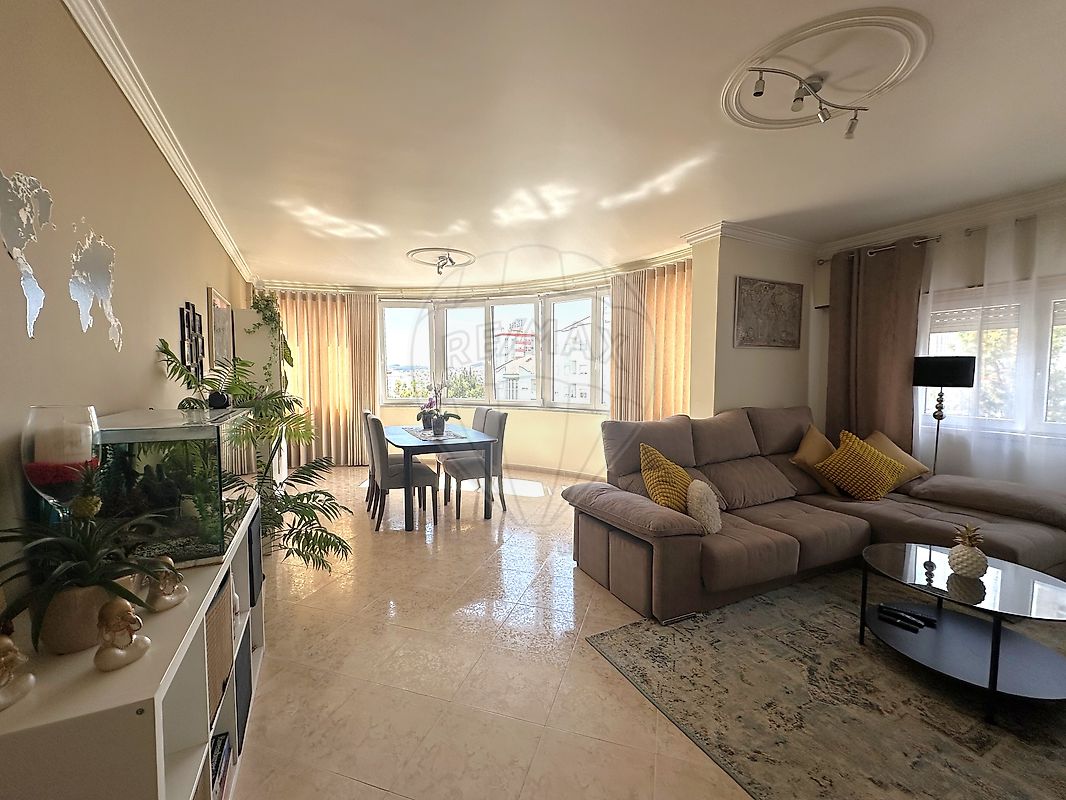 Apartamento - Ramada e Caneças, Odivelas, Lisboa