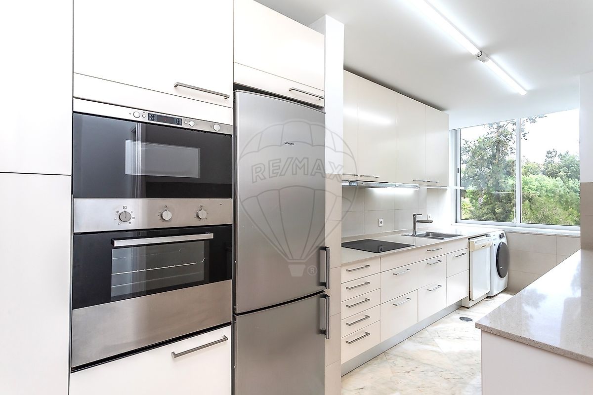Apartamento T3 para arrendar em Lisboa