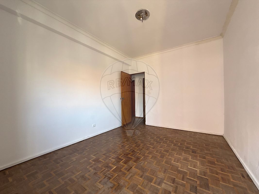 Apartamento T2 à venda em Massamá e Monte Abraão, Sintra — foto 7
