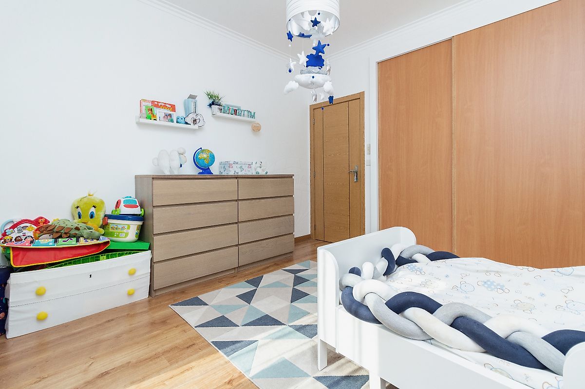 listing 120681028-2045 picture-0