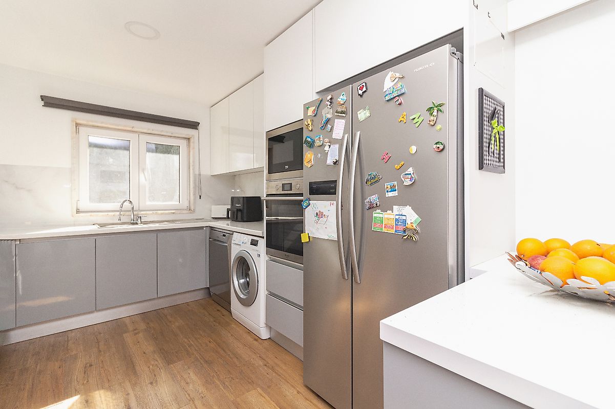 listing 120681028-2045 picture-0