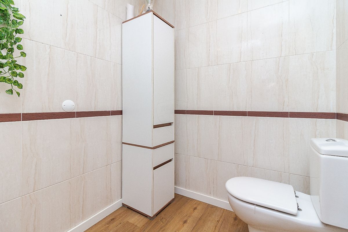 listing 120681028-2045 picture-0