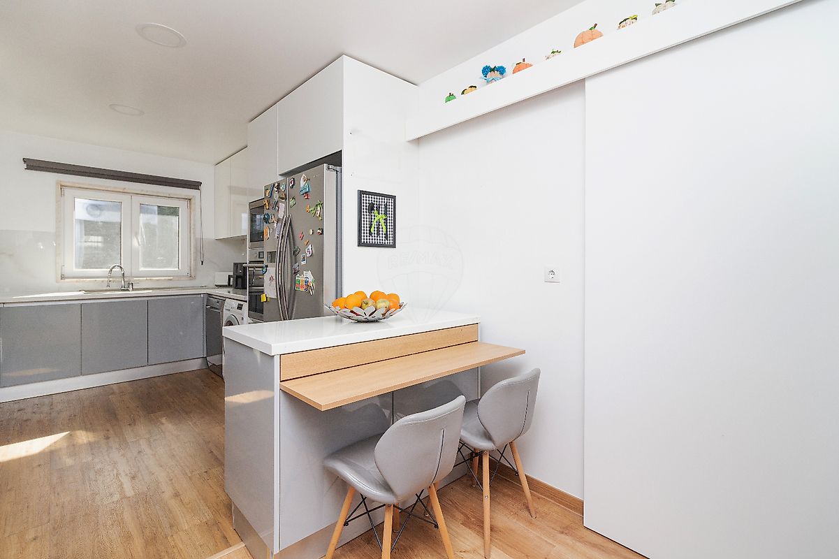 listing 120681028-2045 picture-0