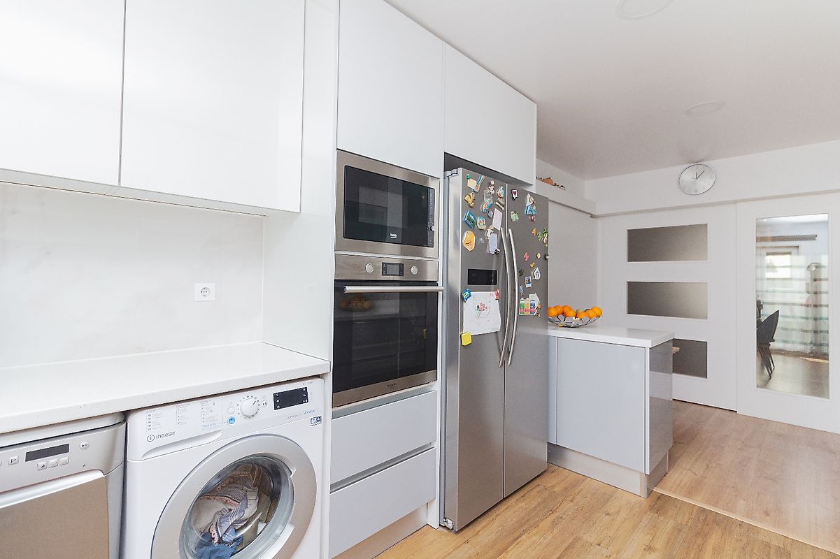 listing 120681028-2045 picture-0