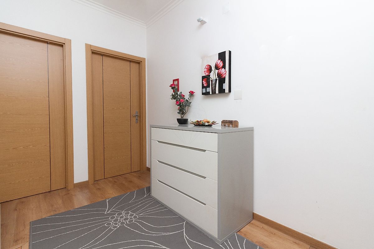 listing 120681028-2045 picture-0