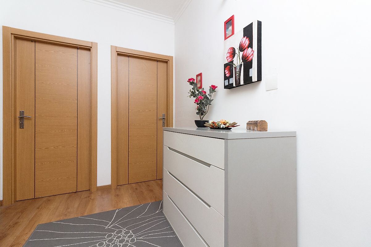 listing 120681028-2045 picture-0