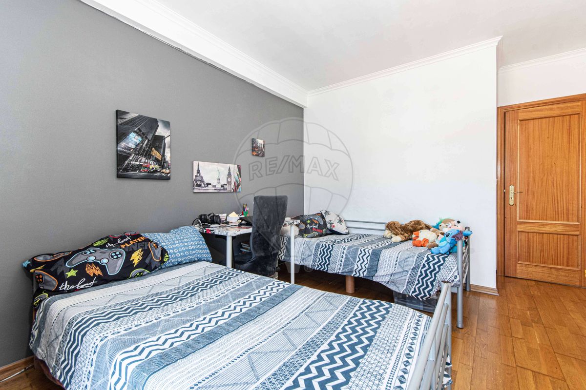 listing 120681093-619 picture-0