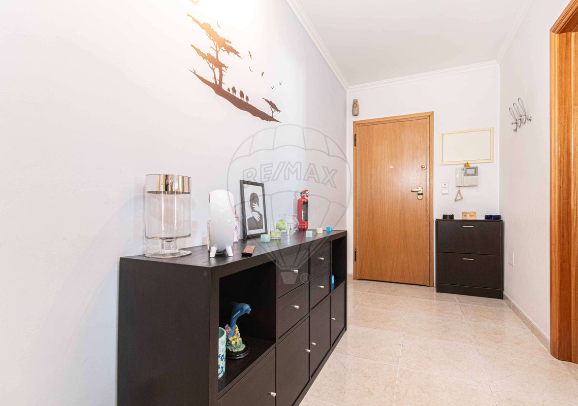 listing 120681093-619 picture-0