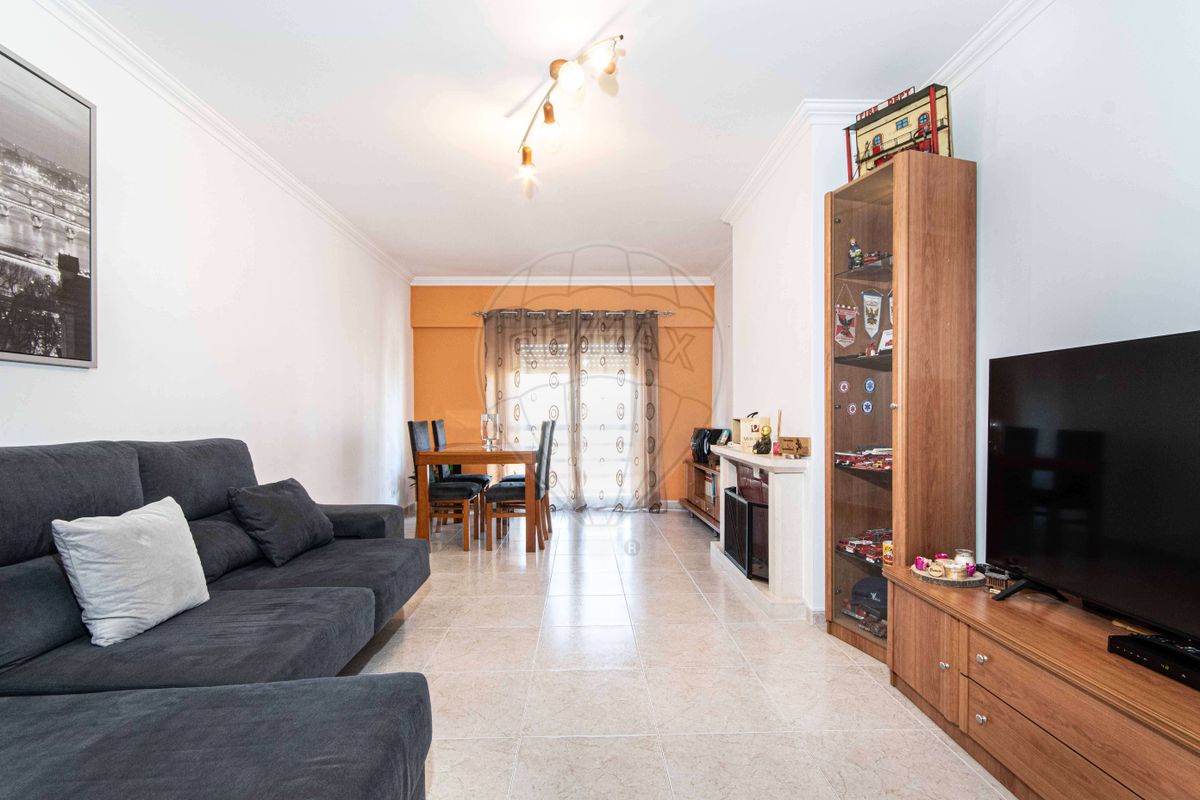 listing 120681093-619 picture-0
