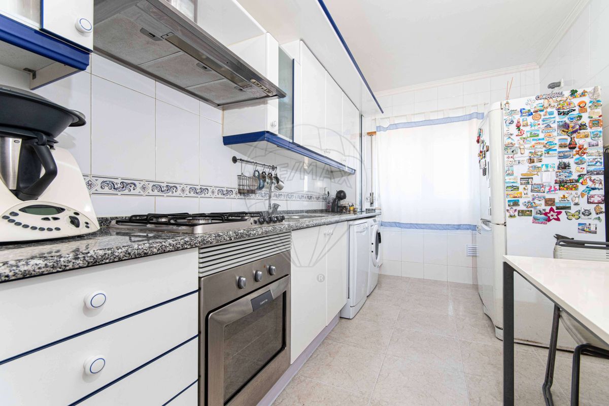 listing 120681093-619 picture-0