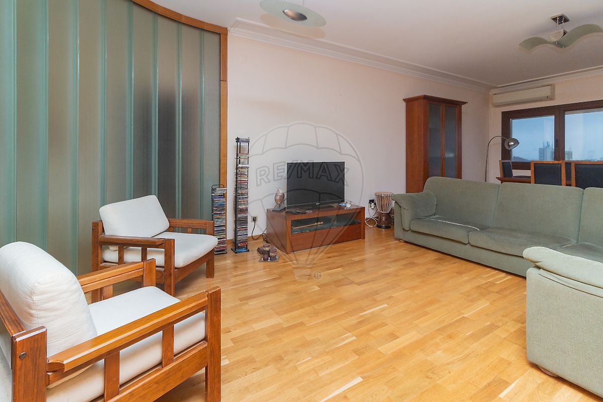 Apartamento T3 à venda em Vila Franca de Xira