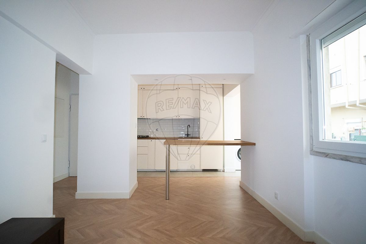 Apartamento T2 à venda em Loures