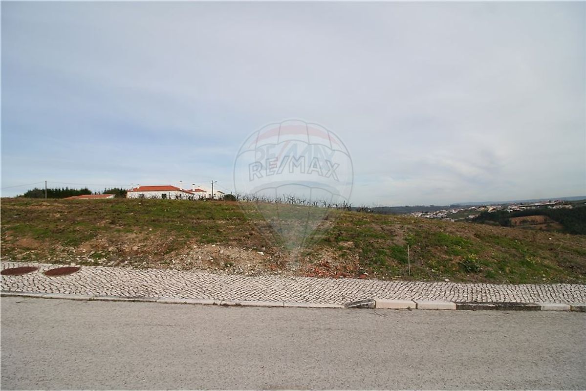 Land for sale in Óbidos, Portugal — €59,900