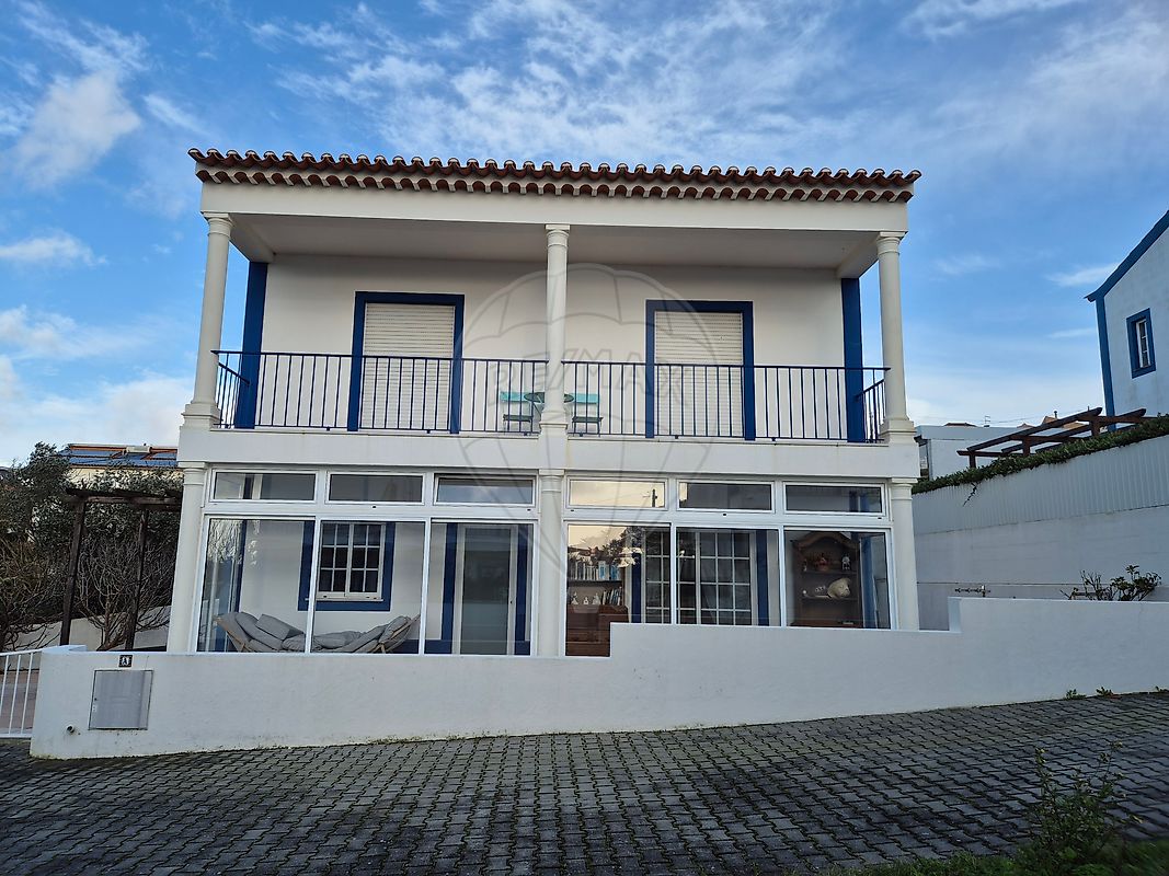 Moradia T2 à venda em Óbidos