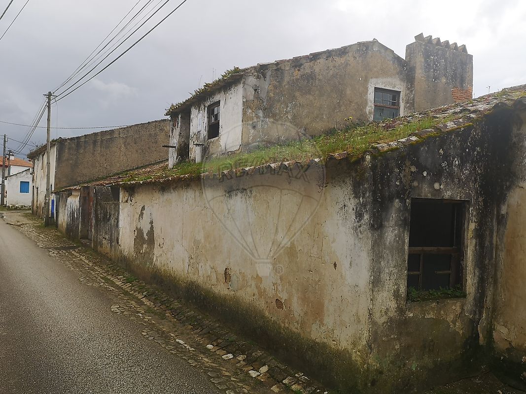 Moradia - Santa Maria, São Pedro e Sobral da Lagoa, Óbidos, Leiria